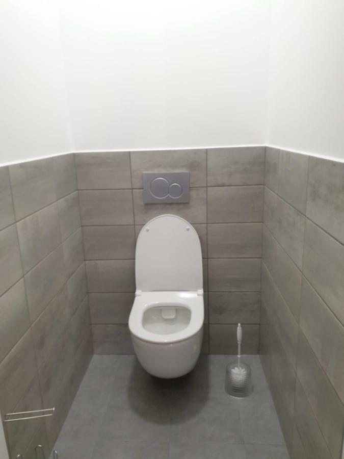 Chambres Privees Hyper-Centre Epernay Lit 160X200Cm المظهر الخارجي الصورة